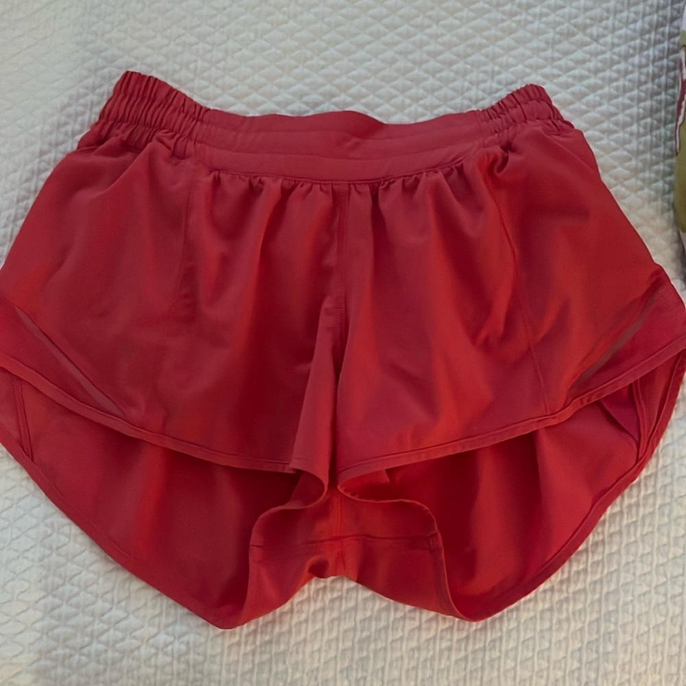 Lululemon Hotty Hot Short
